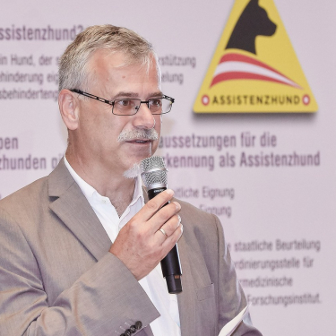 Herr Mag. Karl Weissenbacher